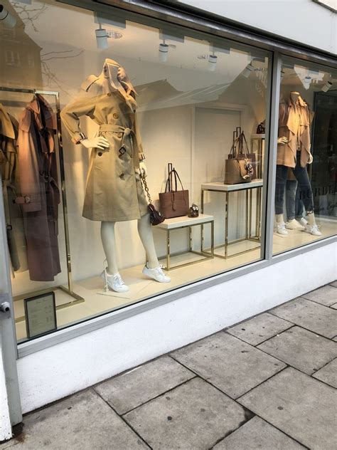 burberry factory hackney central